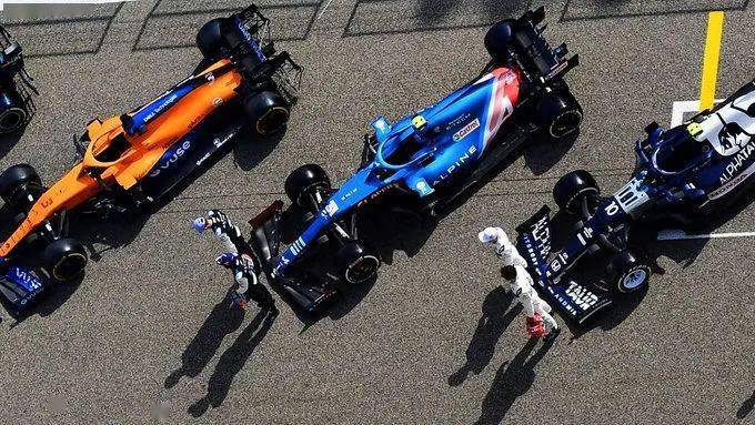 威廉姆斯鏖战红牛二队，阿隆索统治全场