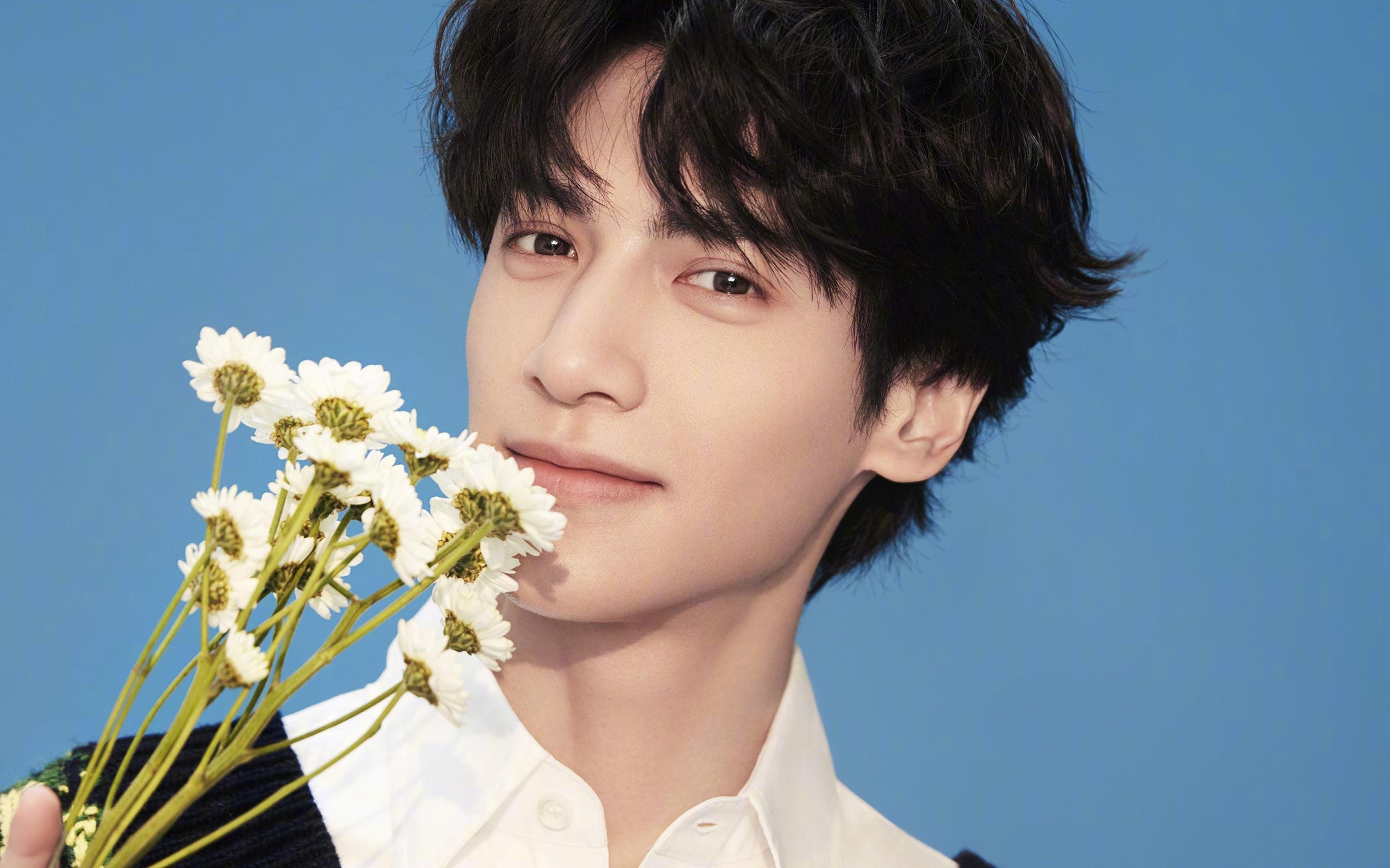 绝地逆转!76人惊险翻盘篮网,但今夜他只属于西亚卡姆