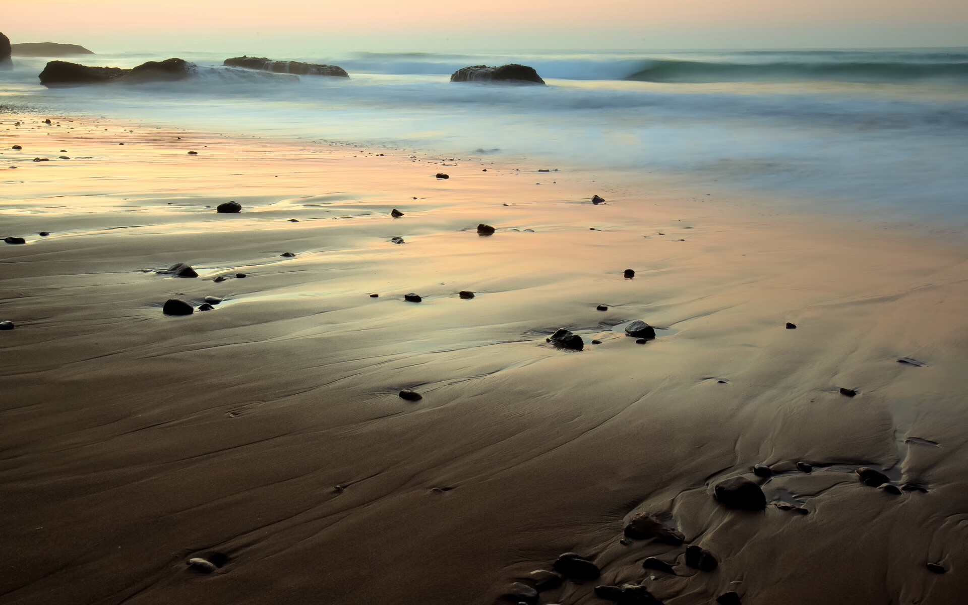 铁壁与丝线，当尼克斯的战术铁幕，遇上哈利伯顿的指尖魔法