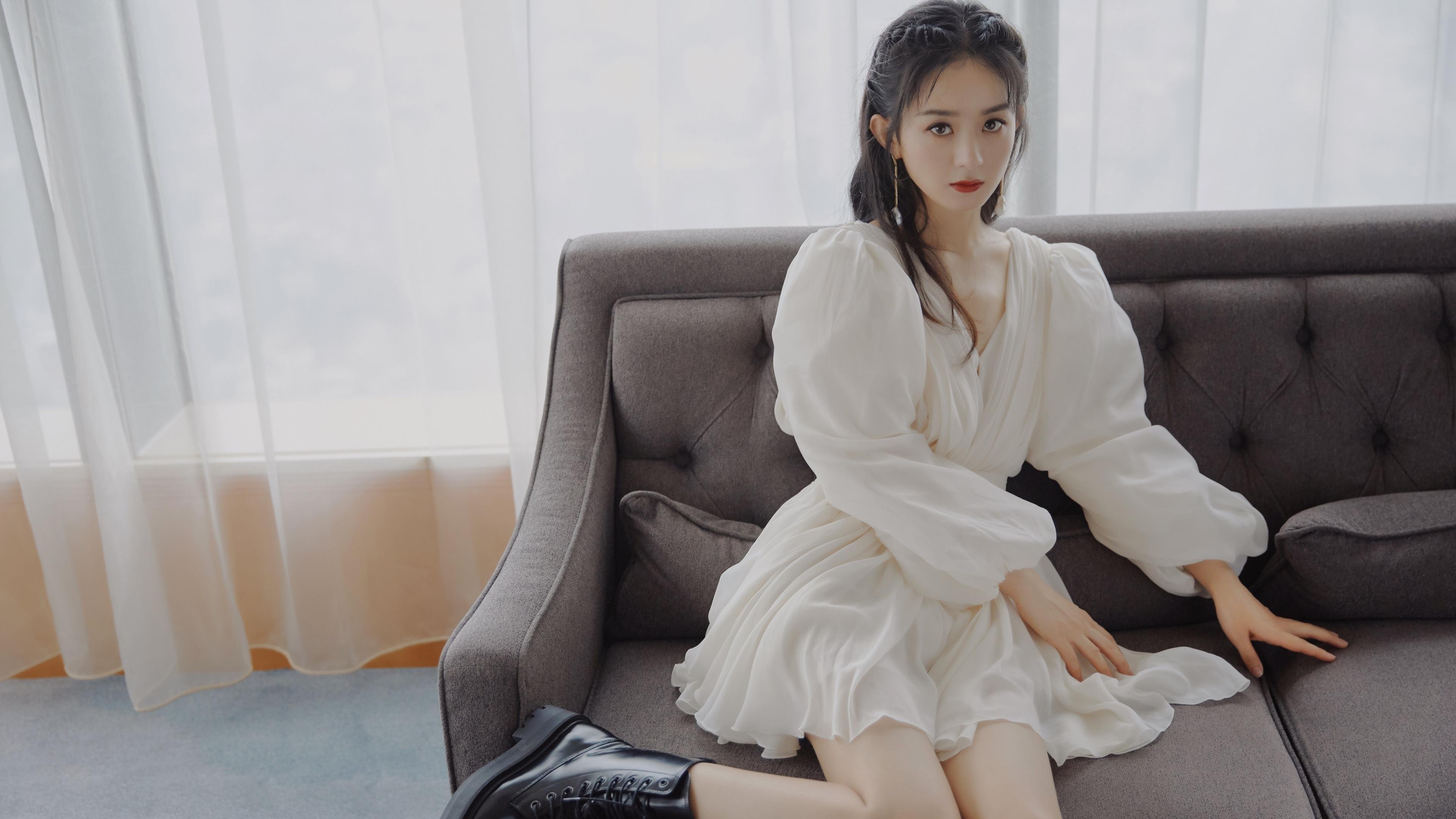 绿茵画廊，佩德里对阵阿尔及利亚，一场90分钟的个人艺术展