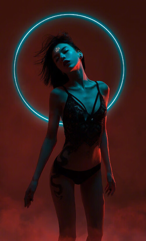 孤星与银河，库里主宰比赛走向，马刺团队强势终结掘金